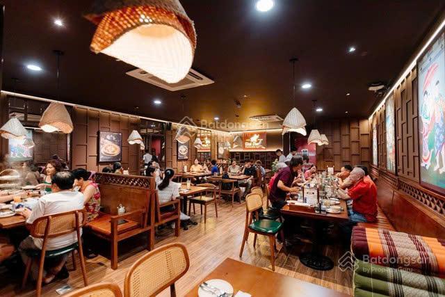 Bán góc 2 mặt tiền phan xích long  nhà hàng thuê 380 triệu/tháng  16x16m. hầm 3 tầng