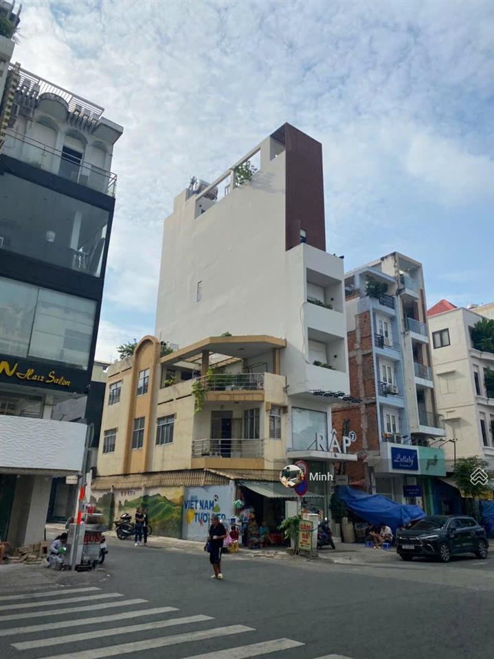 Bán góc 2 mặt tiền võ văn tần quận 3  nhà trệt 3 lầu. giá 20 tỷ (hđt 40 triệu)