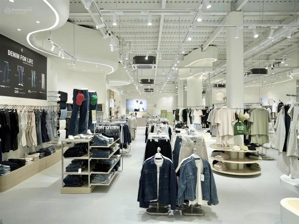 Hđ thuê 240 triệu/tháng  bán 800m2 nhà 2 mặt tiền quang trung gò vấp  13x60m