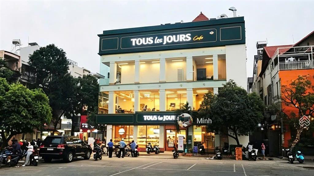 Hợp đồng thuê 350 triệu/tháng  4,2 tỷ/năm  bán góc 2 mặt tiền quận gò vấp  tổng 678m2 cn