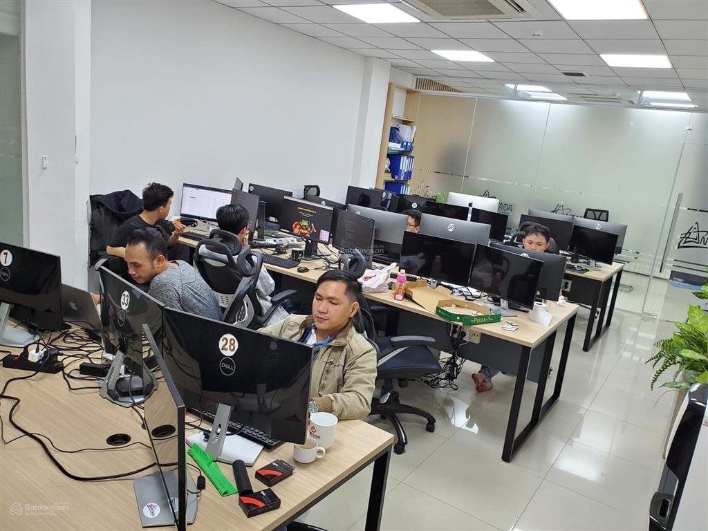 Bán nhà 8 tầng  ngay ngã tư hàng xanh  ngay điện biên phủ, bình thạnh. 40 tỷ giảm sâu 36,6 tỷ