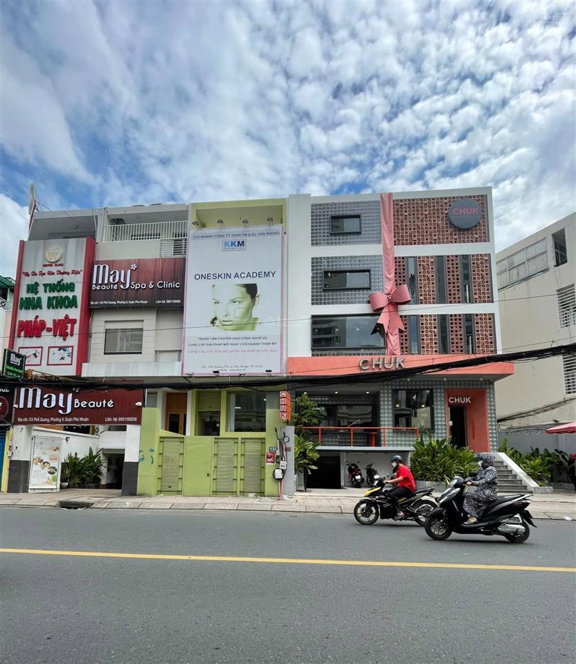Siêu vị trí đường phổ quang, phú nhuận  5x18m, hầm 4 tầng  giá 30 tỷ (hđt 65 triệu)