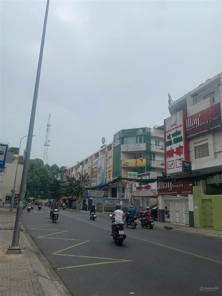 Siêu vị trí đường phổ quang, phú nhuận  5x18m, hầm 4 tầng  giá 30 tỷ (hđt 65 triệu)