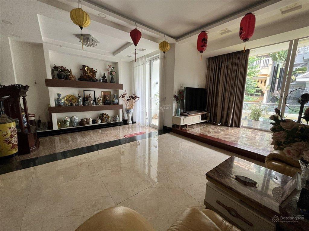 Bảo vệ 24/24  bán biệt thự 357a nguyễn trọng tuyển tân bình 9x16m, 4 tầng thang máy  49,5 tỷ