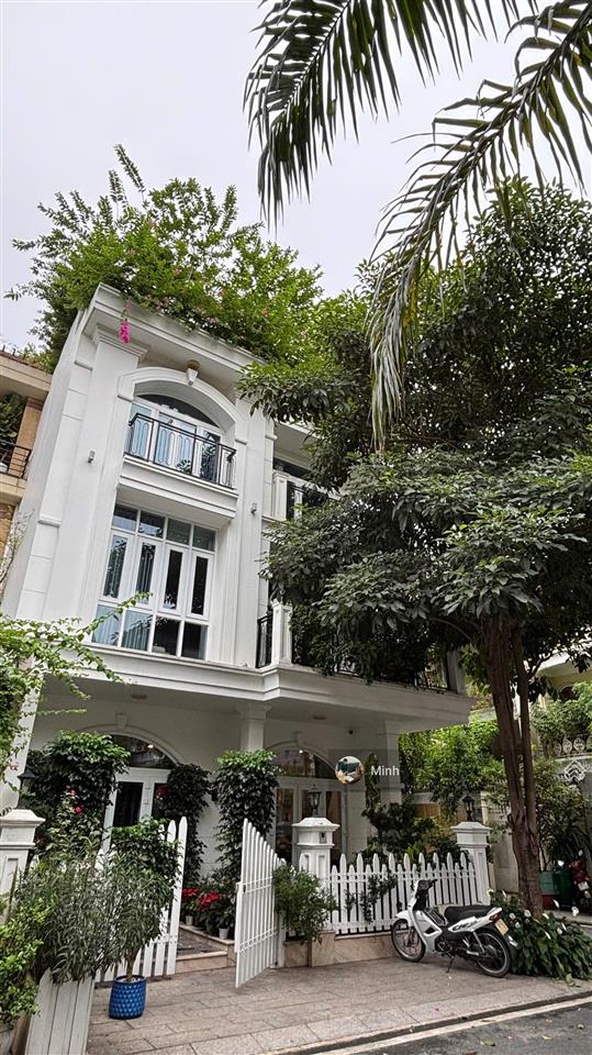 Villa compound 357a nguyễn trọng tuyển tân bình  8x22m. nhà hầm 4 tầng  55 tỷ