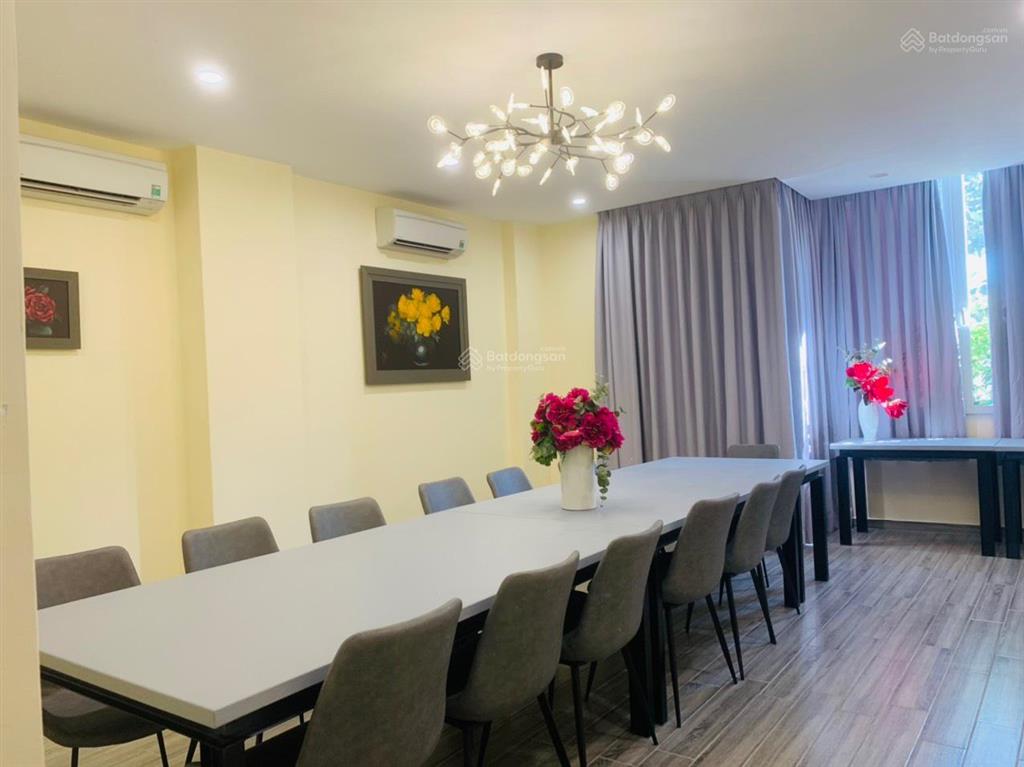 Bán nhà hiện đại mới đẹp đường lê quang định  5.5x22m nhà 6 tầng thang máy. giá 19 tỷ