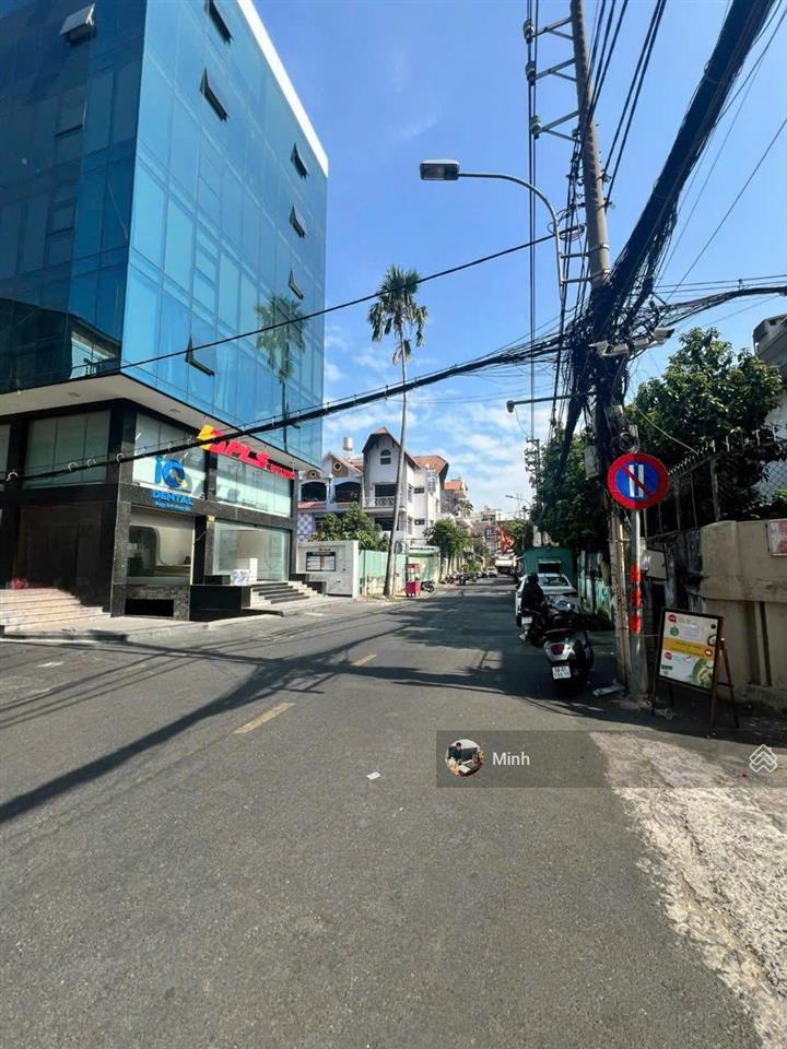 Hàng ngợp bán gấp tòa nhà góc phan đăng lưu  nguyễn huy tưởng, 12x20m, hầm 7 tầng  90 tỷ