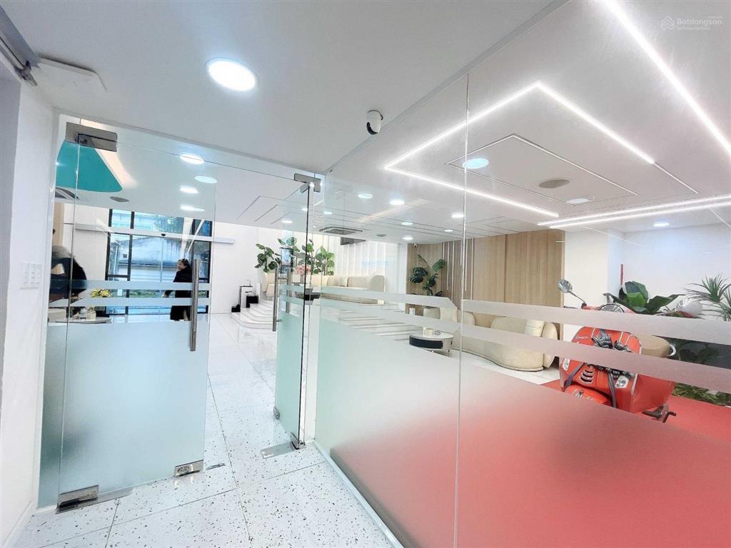 Hàng ngợp bán gấp tòa nhà góc phan đăng lưu  nguyễn huy tưởng, 12x20m, hầm 7 tầng  90 tỷ