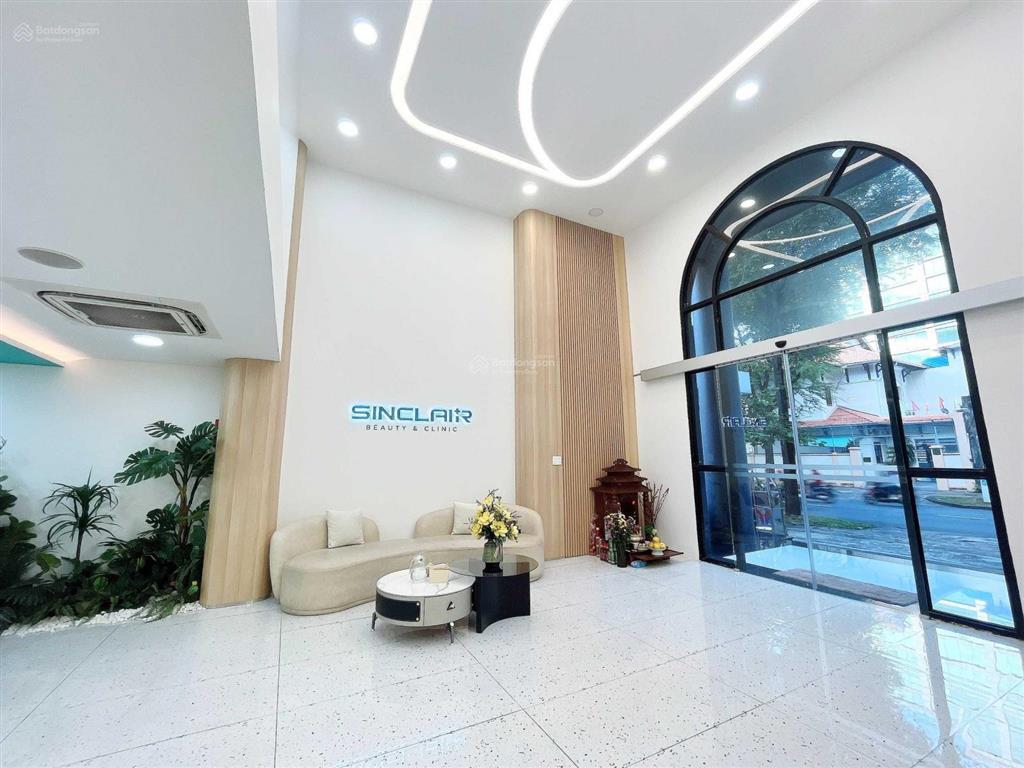 Hàng ngợp bán gấp tòa nhà góc phan đăng lưu  nguyễn huy tưởng, 12x20m, hầm 7 tầng  90 tỷ