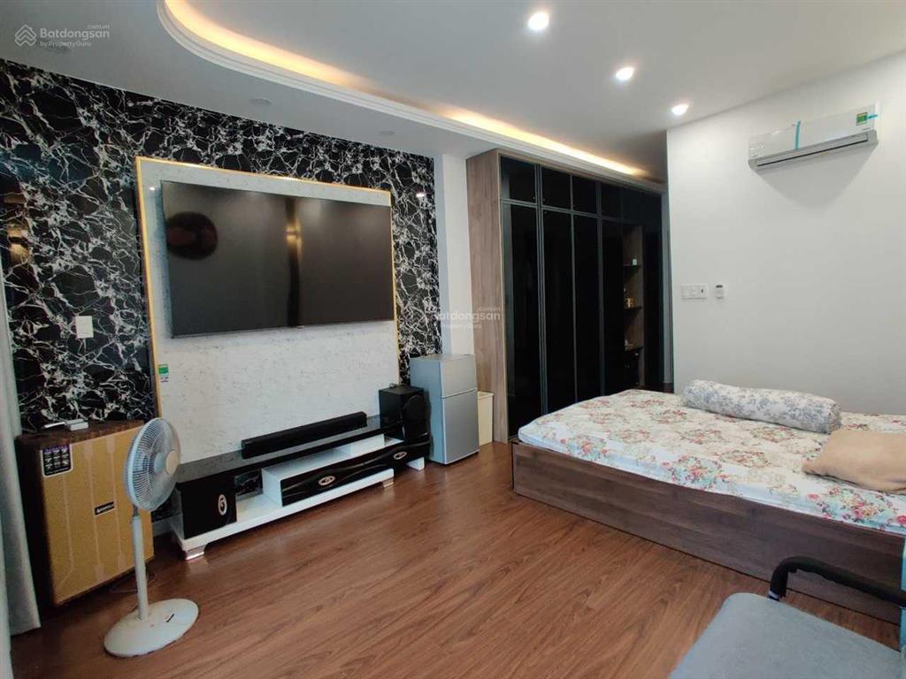 Bán nhà đường nam kỳ khởi nghĩa, quận 3  7.5x13m trệt 5 lầu. giá 35 tỷ