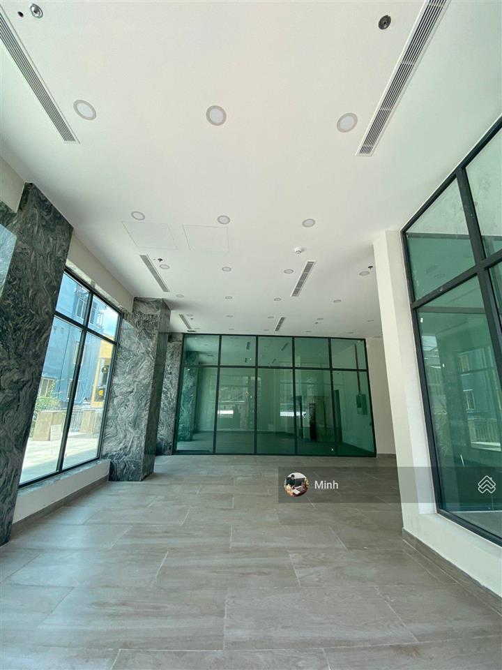 Bán tòa 6000m2 sàn vp  đường nguyễn xí bình thạnh  11x50m hầm 12 tầng