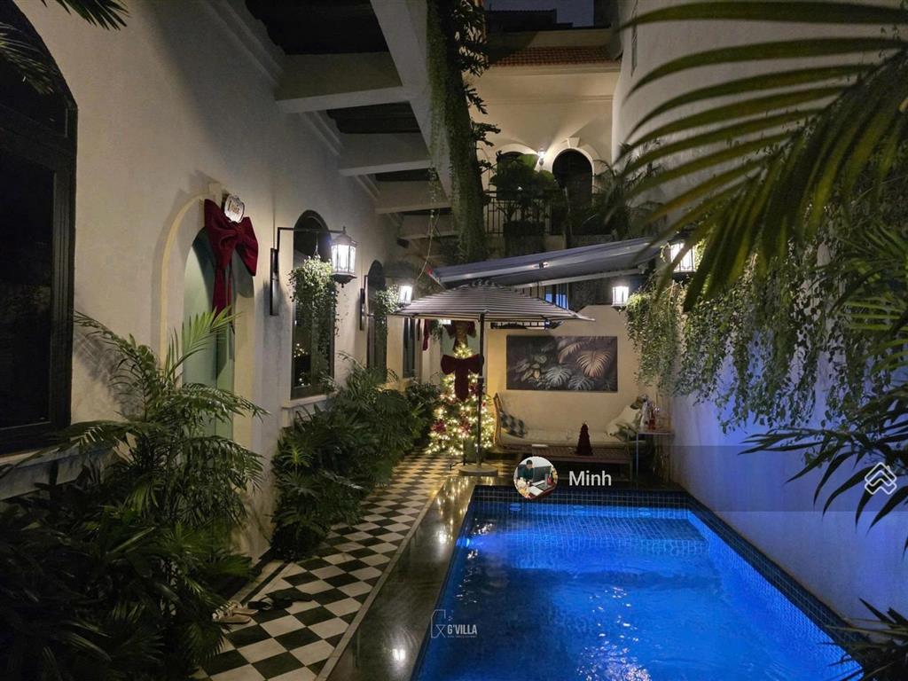 Bán villa 18 đường 63 thảo điền ngang 8,5x22 / nhà 2 tầng / 6 phòng / giá 48 tỷ