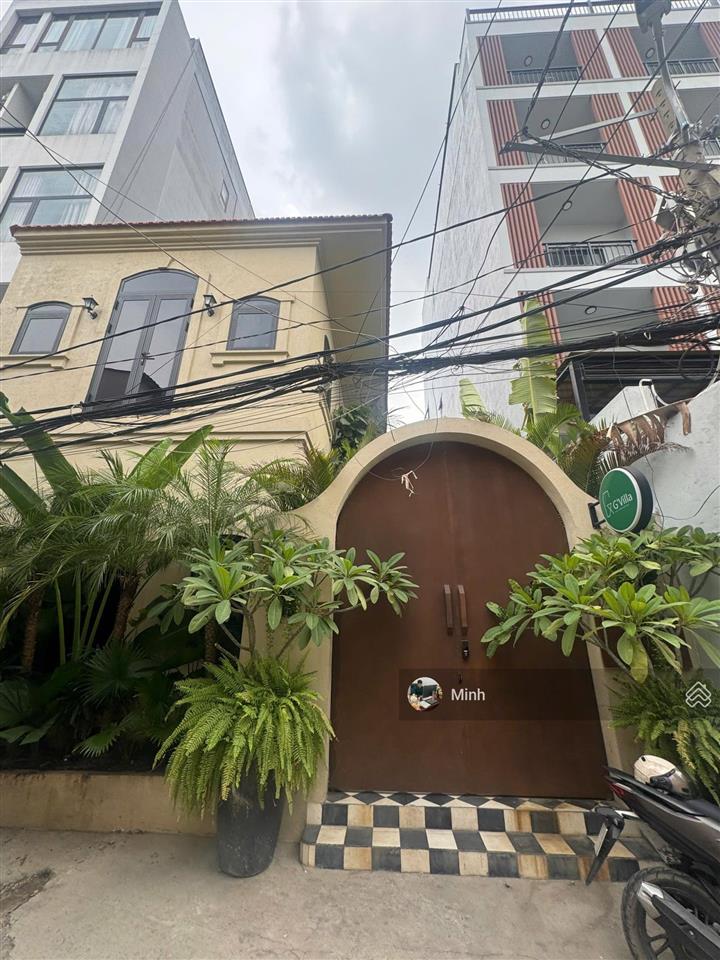 Bán villa 18 đường 63 thảo điền ngang 8,5x22 / nhà 2 tầng / 6 phòng / giá 48 tỷ
