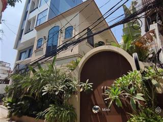 Bán villa 18 đường 63 thảo điền ngang 8,5x22 / nhà 2 tầng / 6 phòng / giá 48 tỷ
