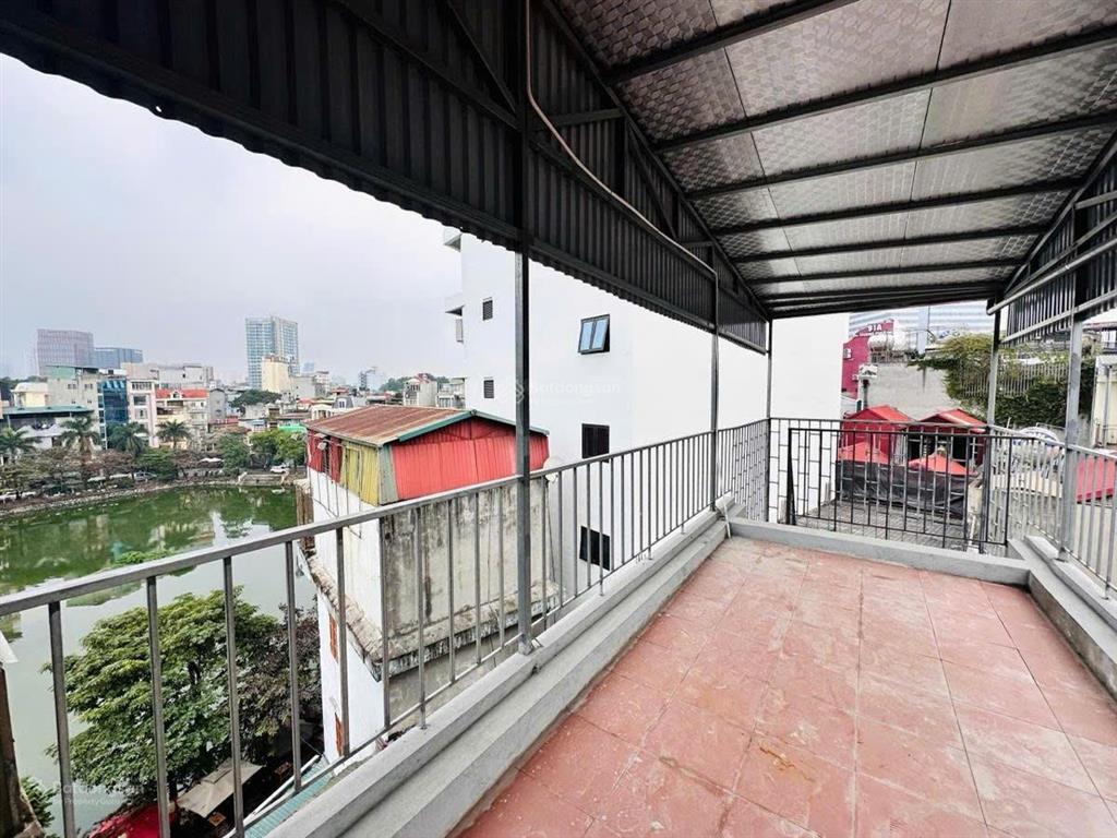 Cần bán nhà gấp ở gần bệnh viện bạch mai 35m 6 tầng 3.6m giá 9.4 tỷ kinh doanh thang máy view hồ