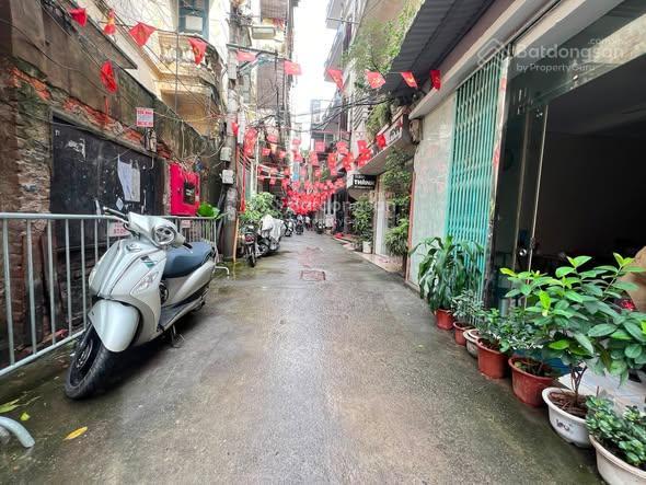 Chỉ 3.9 tỷ sở hữu nhà phố cổ hòe nhai 20m2 3 tầng 3mt 15m ra mặt phố sổ riêng