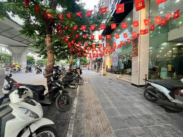 Bán nhà mặt phố minh khai  quy hoạch ổn định  35m  5 tầng  vỉa hè rộng  đang cho thuê  chỉ 17.6 tỷ