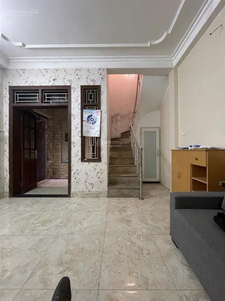 Hoàn kiếm 30m2 5 tầng 10m ra mặt phố đang khai thác kinh doanh homestay giá 9,2 tỷ