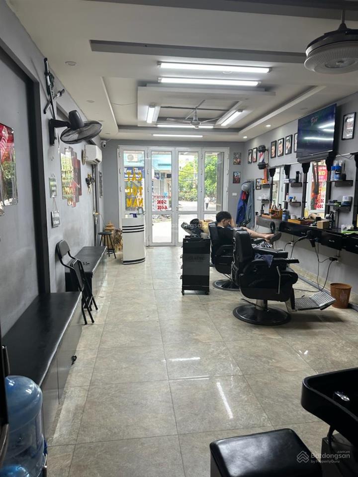 Bán nhà mp hoàng văn thái lô góc kinh doanh 50m2 6 tầng thang máy vỉa hè dòng tiền 14 triệu