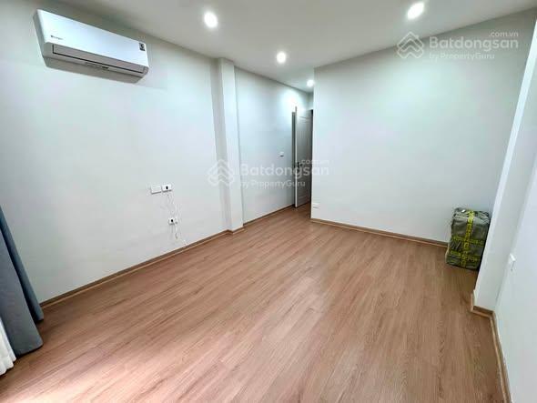 Bán nhà 7 tầng thang máy phan phù tiên đống đa 2 thoáng cách phố 100m giá hơn 9 tỷ