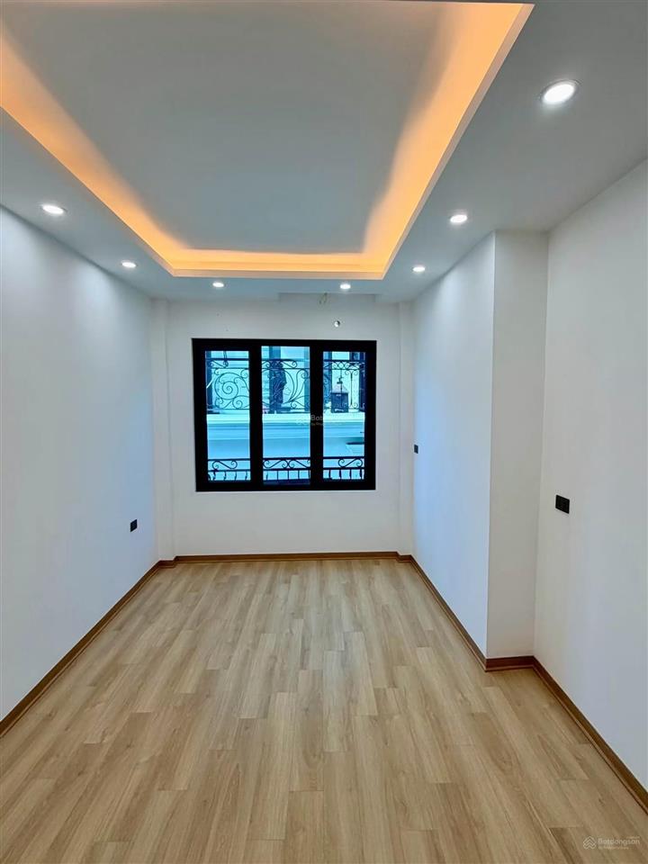 Tầm 8 tỷ gần bệnh viện đống đa chủ giảm giá nhà mới 6 tầng, 39m thang máy, lô góc, gần phố