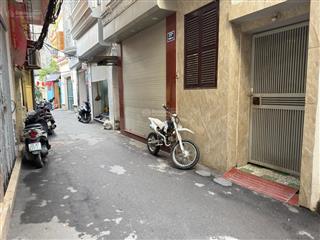 Chủ giảm 4 tỷ bán toà ccmn 6 tầng thang máy, 5 studio, dòng tiền 360tr/năm ngõ thông  đống đa
