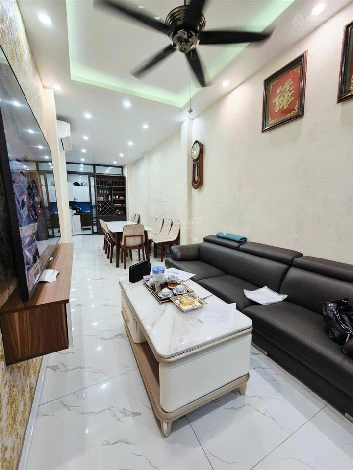 Siêu phẩm đống đa  tôn đức thắng 51m2  4 tầng đẹp ở ngay  4 phòng ngủ  7.7 tỷ