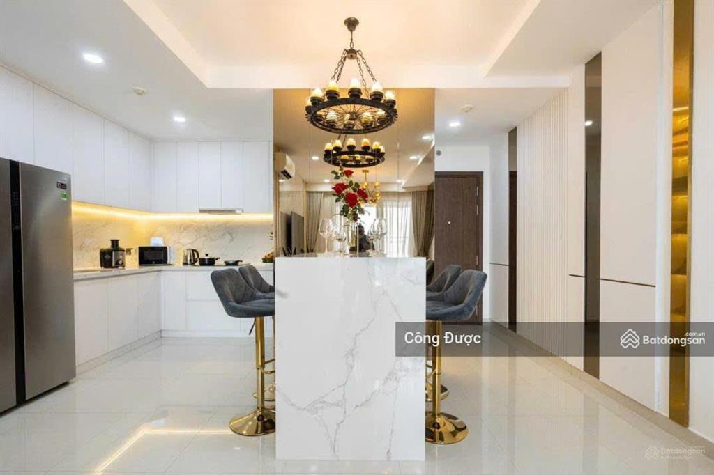 Cần bán căn hộ chung cư zenity 95m2, 2pn, 2wc, q. 1, giá 10 tỷ,  0903 077 *** được