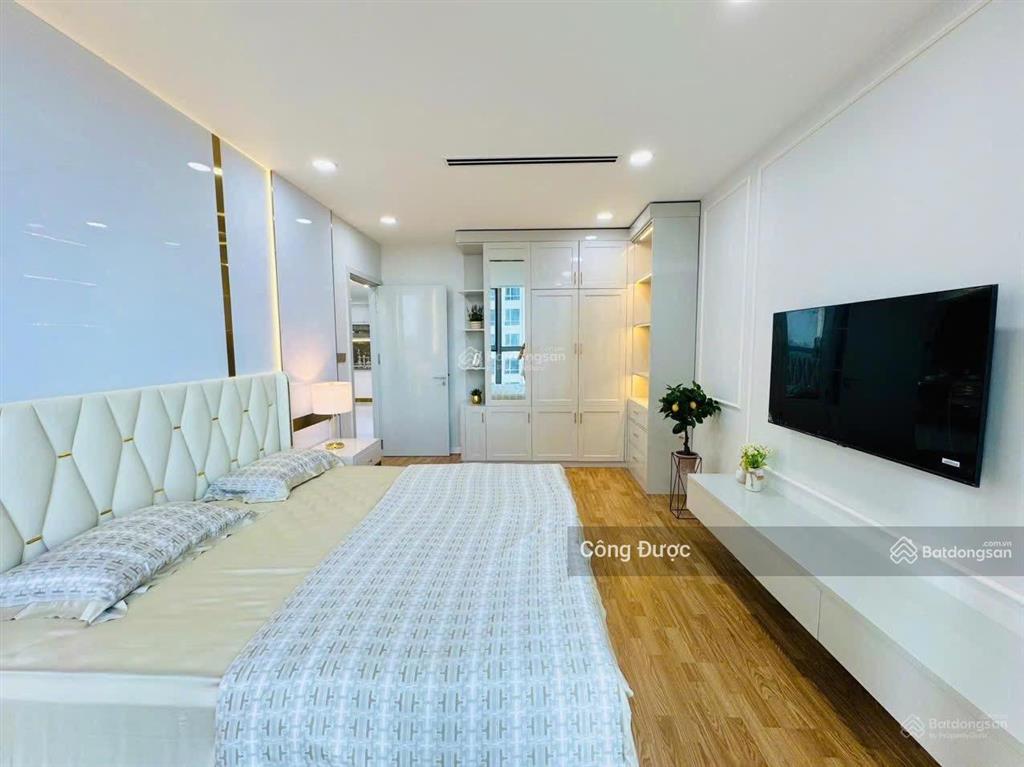 Cần bán căn hộ chung cư hùng vương plaza 130m², 3pn, q. 5, giá 9,5 tỷ,  0903 077 ***. được