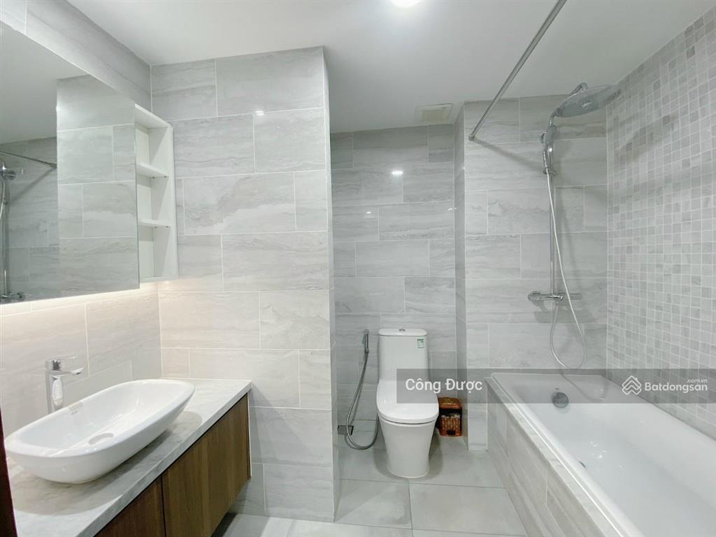 Cần bán căn hộ chung cư kingdom 101, 102m2, 3pn, q. 10, giá 10 tỷ,  0903 077 ***. được