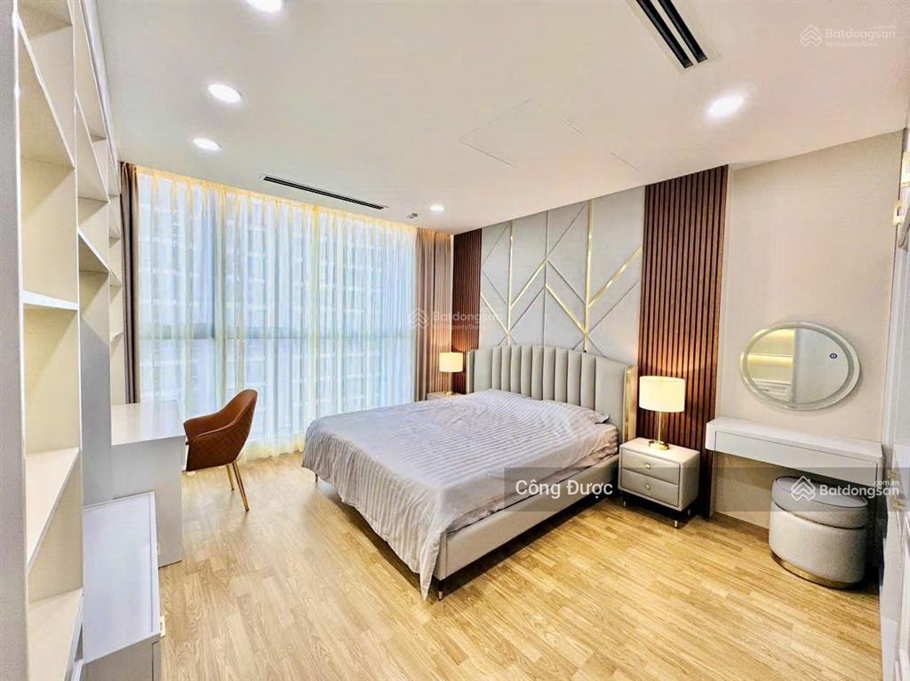 Cần bán căn hộ chung cư sailing tower 104m2, 2pn, quận 1, giá 14.8 tỷ,  0903 077 ***. được
