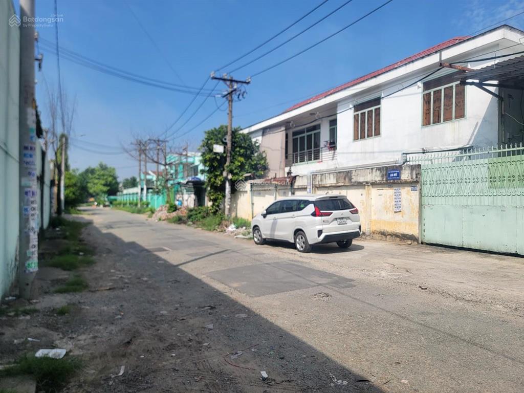 Bán nhà đất khủng hẻm 12m quận bình tân, diện tích 50m x 50m full thổ, thích hợp phân lô, 135 tỷ