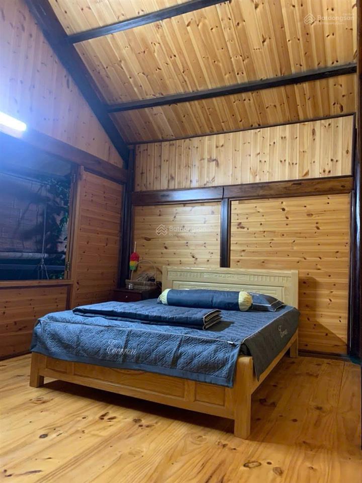 Bán homestay gần 7000m2. đường ôtô. sát kdl núi cậu  sổ hồng hồ bơi  nhà  vườn cây. giá 12 tỷ 5