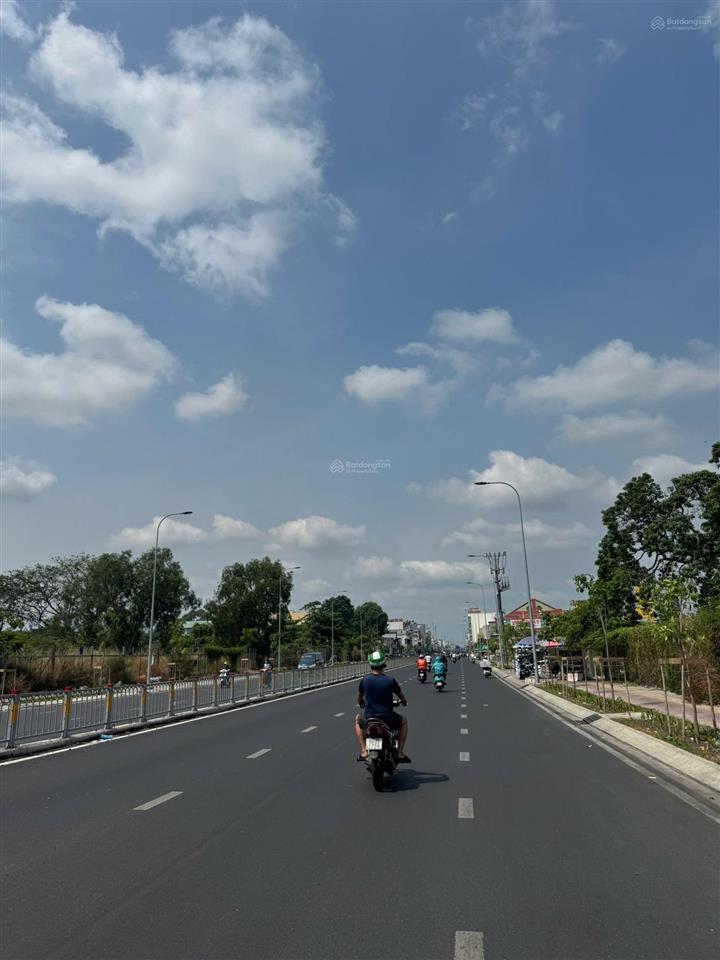 Hot hot hot! bán nhà mt tân kỳ tân quý quận tân phú. 15m x 66m cấp 4. chính chủ xưa nay