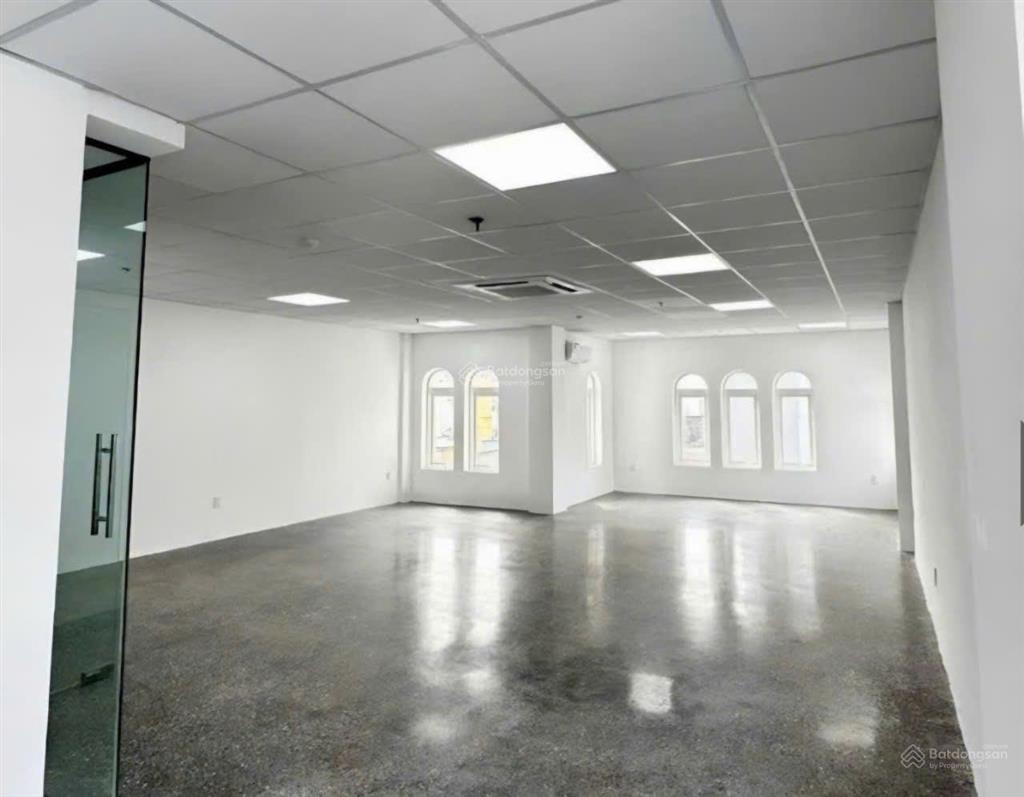 Bán building mặt tiền nam kỳ khởi nghĩa quận 1. dt 8,2m x 25m. 2 hầm 6 tầng.hđt 800tr/th.giá 225 tỷ