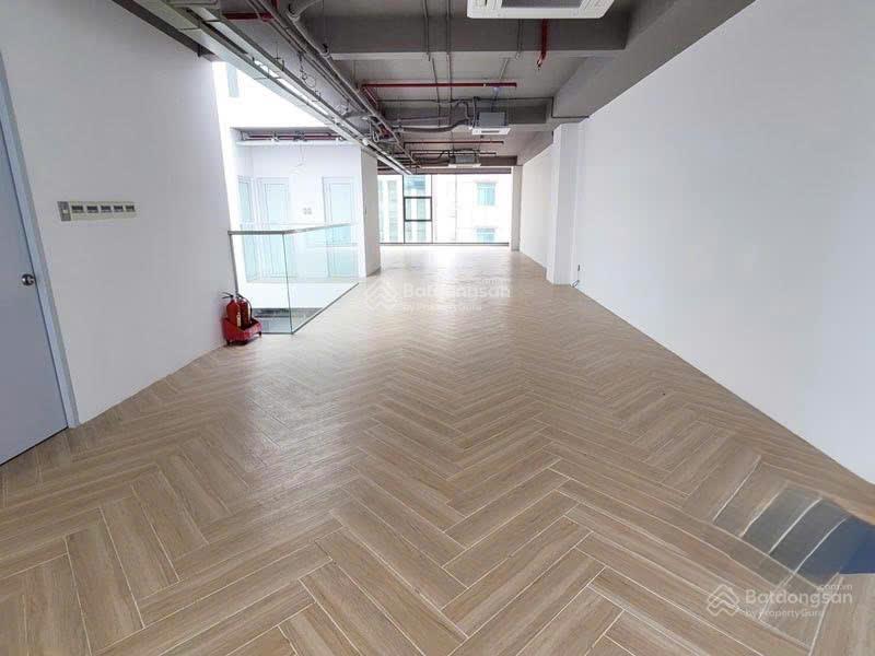 Bán building mặt tiền nam kỳ khởi nghĩa quận 1. dt 8,2m x 25m. 2 hầm 6 tầng.hđt 800tr/th.giá 225 tỷ