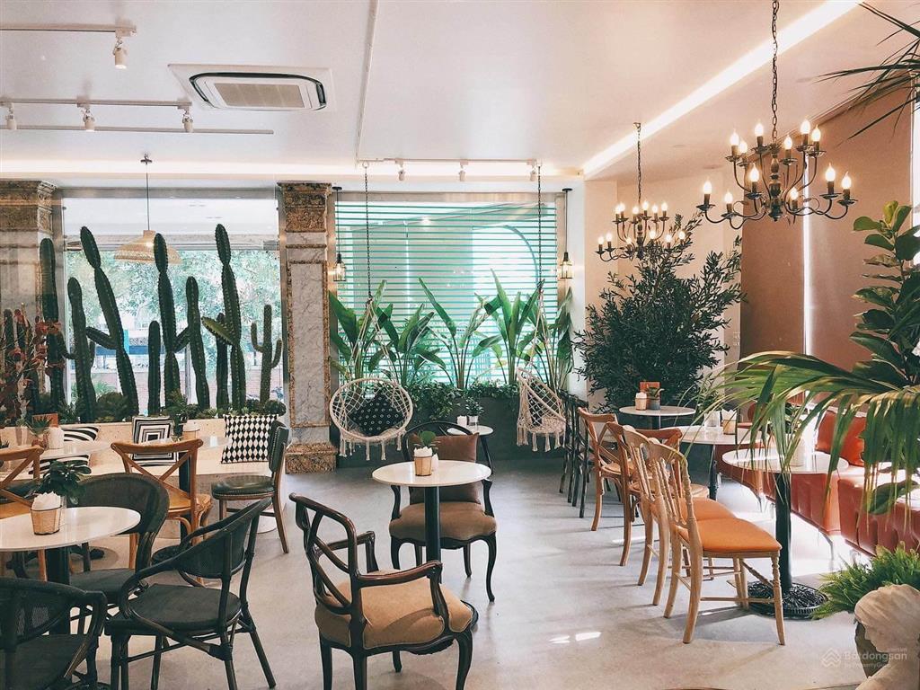 Cho thuê nhà mặt phố hàng bạc, diện tích 25m2, mặt tiền 3m, giá thuê 39tr, đoạn đẹp, nhận ngay