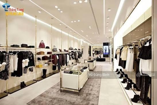 Cho thuê nhà mp hàng gà, dt 65m2x5 tầng, mt 4,5m, giá thuê 80tr, nhà mới, đoạn đẹp, thông sàn