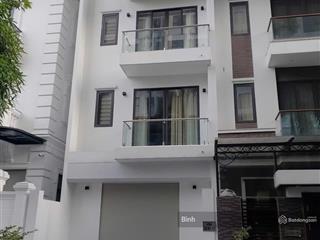 Cho thuê nhà phố trương định, dt 70m2 x 5 tầng, mt 6m, giá 40tr/th, nhà mới, thang máy, ngõ ô tô