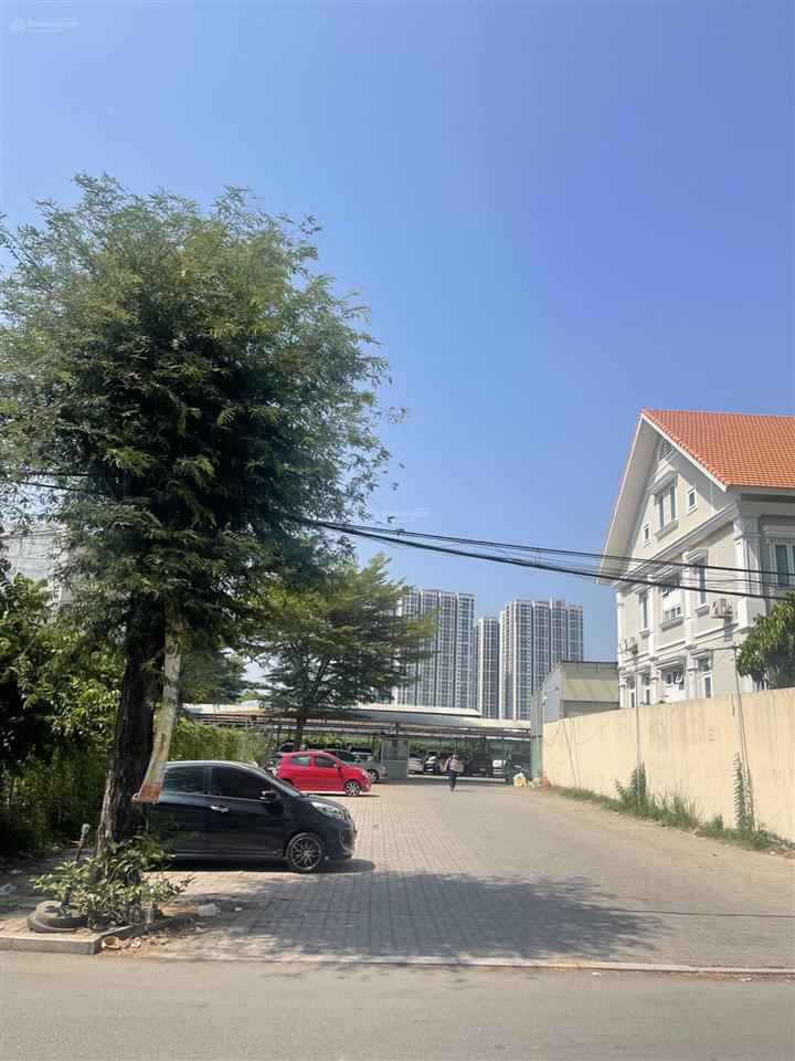 Bán đất mặt tiền lê thị chợ, khu la casa, quận 7 giá 140 triệu/m2