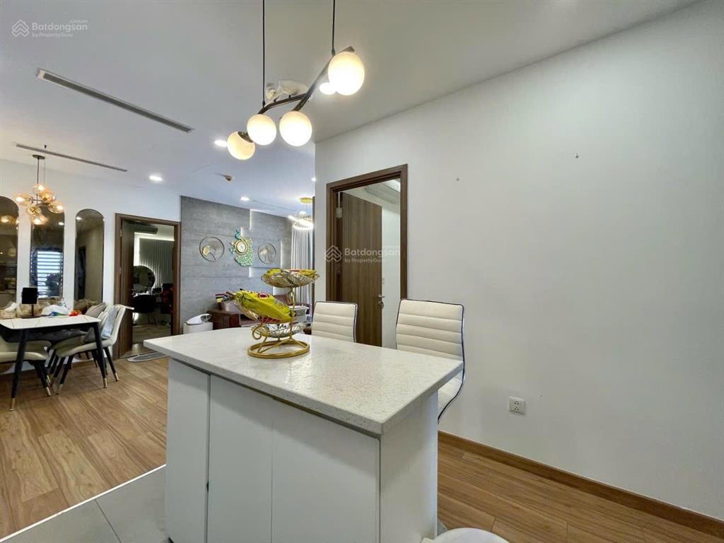 Bán căn hộ 3 phòng ngủ eco green,nguyễn văn linh,quận 7 giá 8,6 tỷ