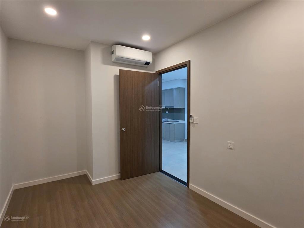 Bán căn hộ 2 phòng river panorama, hoàng quốc việt, quận 7 giá 4 tỷ