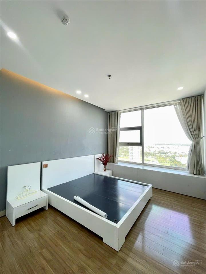 Bán căn hộ 3 phòng ngủ la casa, lê thị chợ, quận 7 giá 6,8 tỷ
