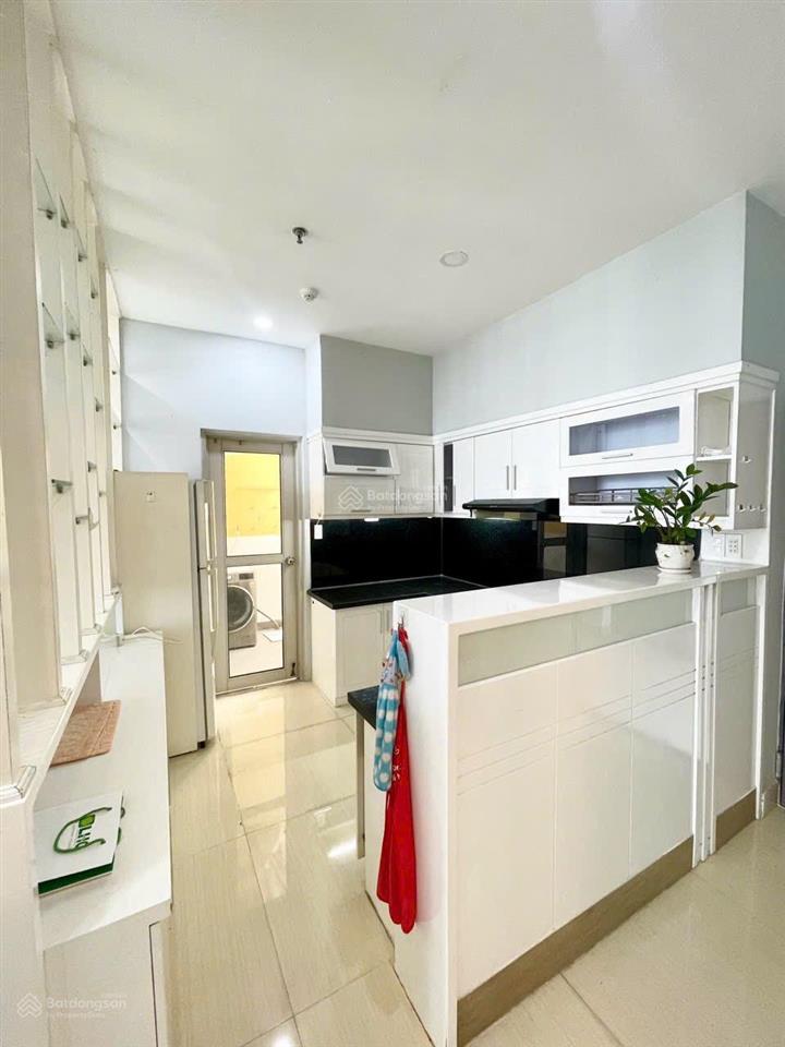 Bán căn hộ 3 phòng ngủ la casa, lê thị chợ, quận 7 giá 6,8 tỷ
