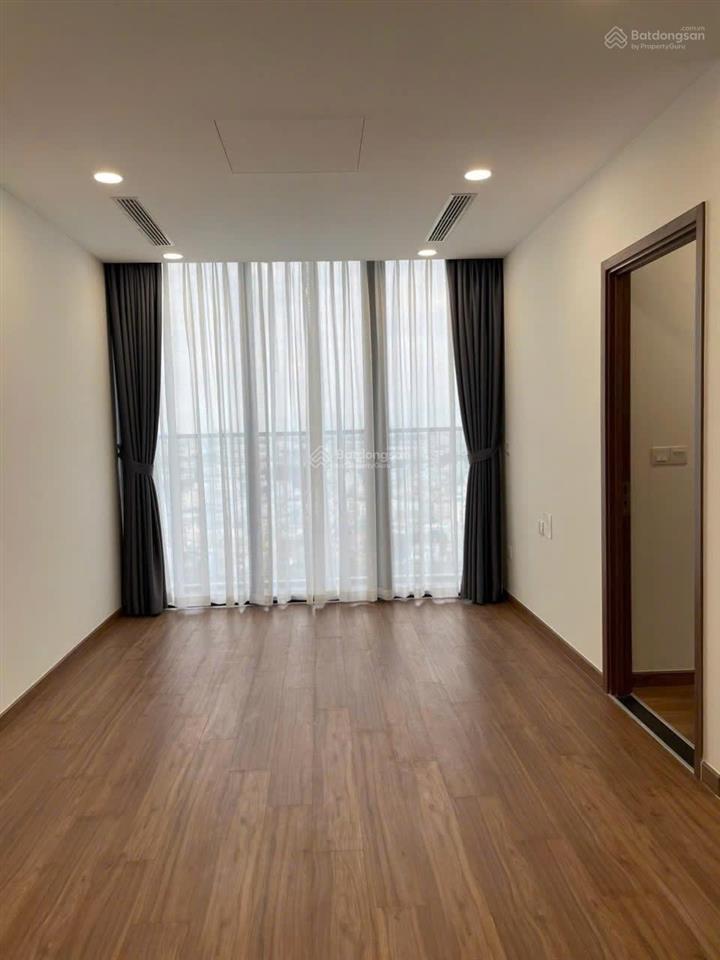 Cho thuê căn hộ 2 phòng ngủ eco green, nguyễn văn linh, quận 7 giá 15 triệu