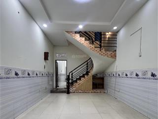 Chuyển công tác cần tiền bán nhanh