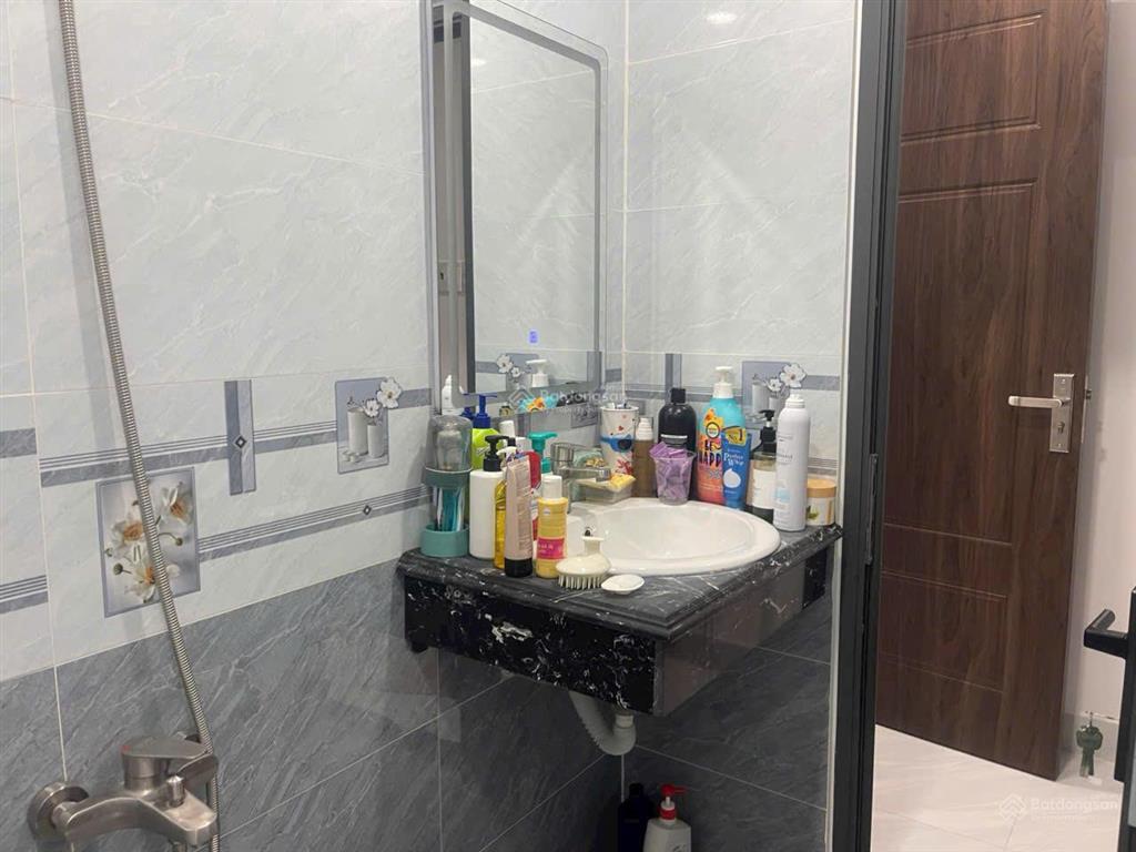 Hẻm 4m cmt8 p.hòa hưng quận 10 4x9m trệt 2 lầu st mới cho thuê 15tr giá 7.45 tỷ tl