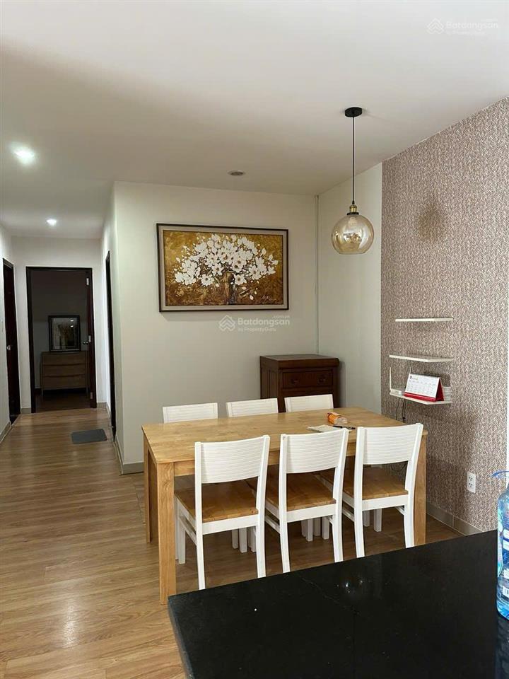 Cần bán căn hộ horizon q.1 dt 125m, 3pn, 2wc. giá 12.5 tỷ có sổ.  0989021*** quốc cường