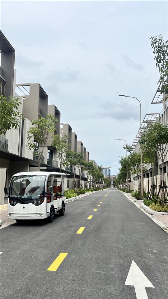 Bán nhà phố liền kề dự án sycamore. sang tên, nhận nhà trong tháng 1/2026. giá bán 11 tỷ