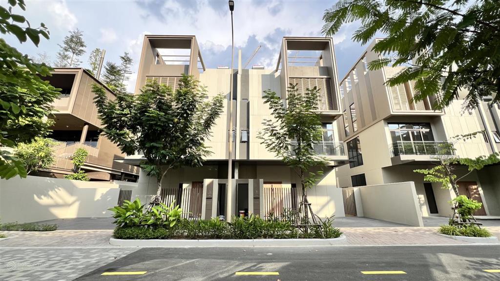 Bán biệt thự song lập khu the orchard giá tốt nhất toàn khu. 17 tỷ. 0909 427 ***
